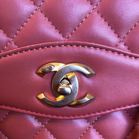 Chanel 18s Companion Flap Bag - Picture 10 of 16